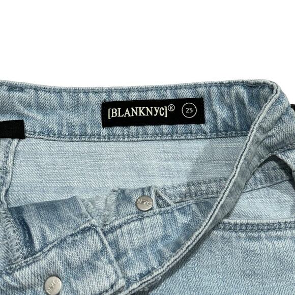 NWT! Blank NYC The Reeve In Stay Put Cut Out Hi Rise Short - Size 25 - Picture 14 of 14